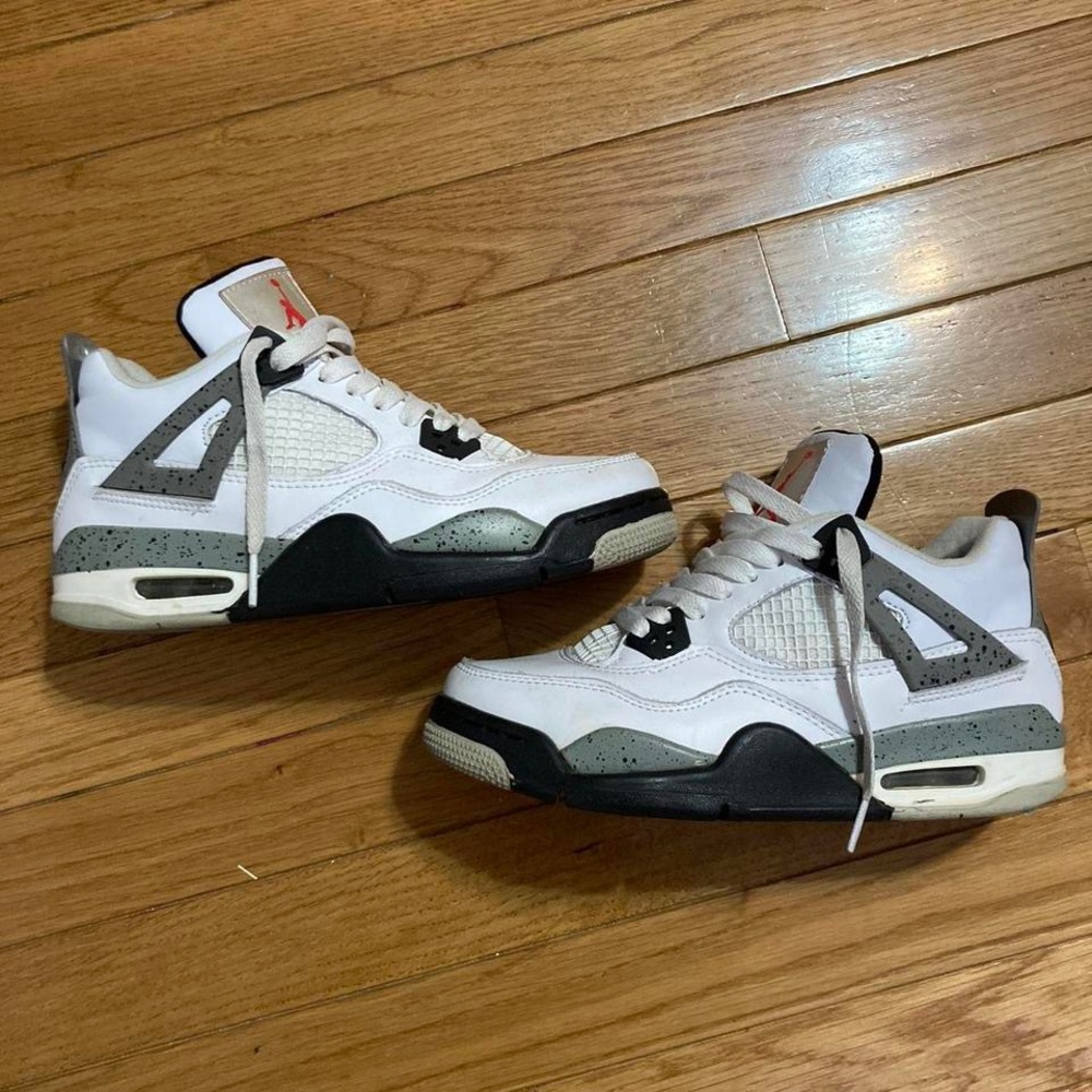 Jordan 4 Cement
